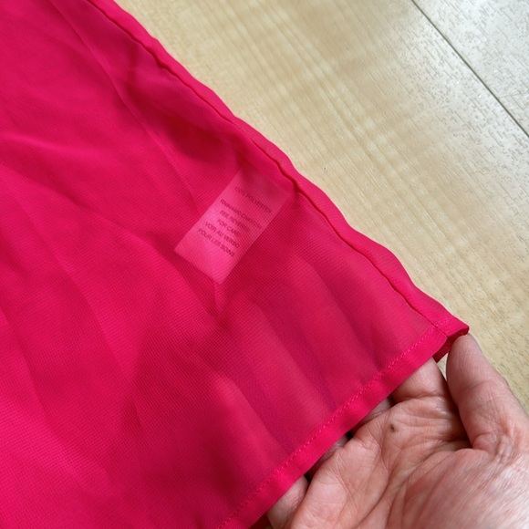 Pink top - Picture 2 of 3